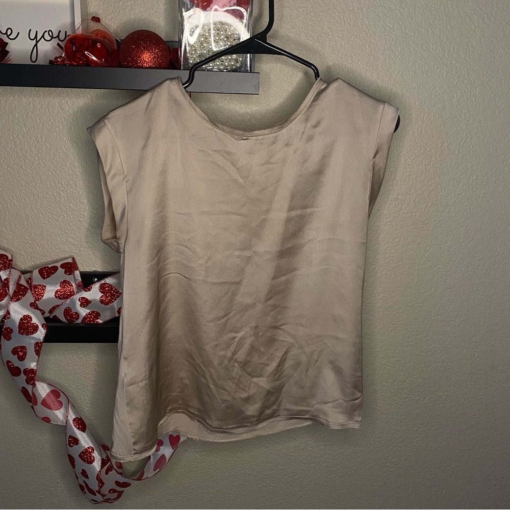 Mango basics European t-shirt satin size XS